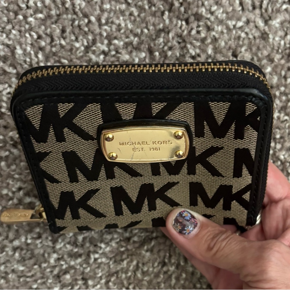 Michael Kors Black and Tan compact wallet